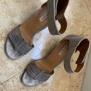 Paul green heeled sandal